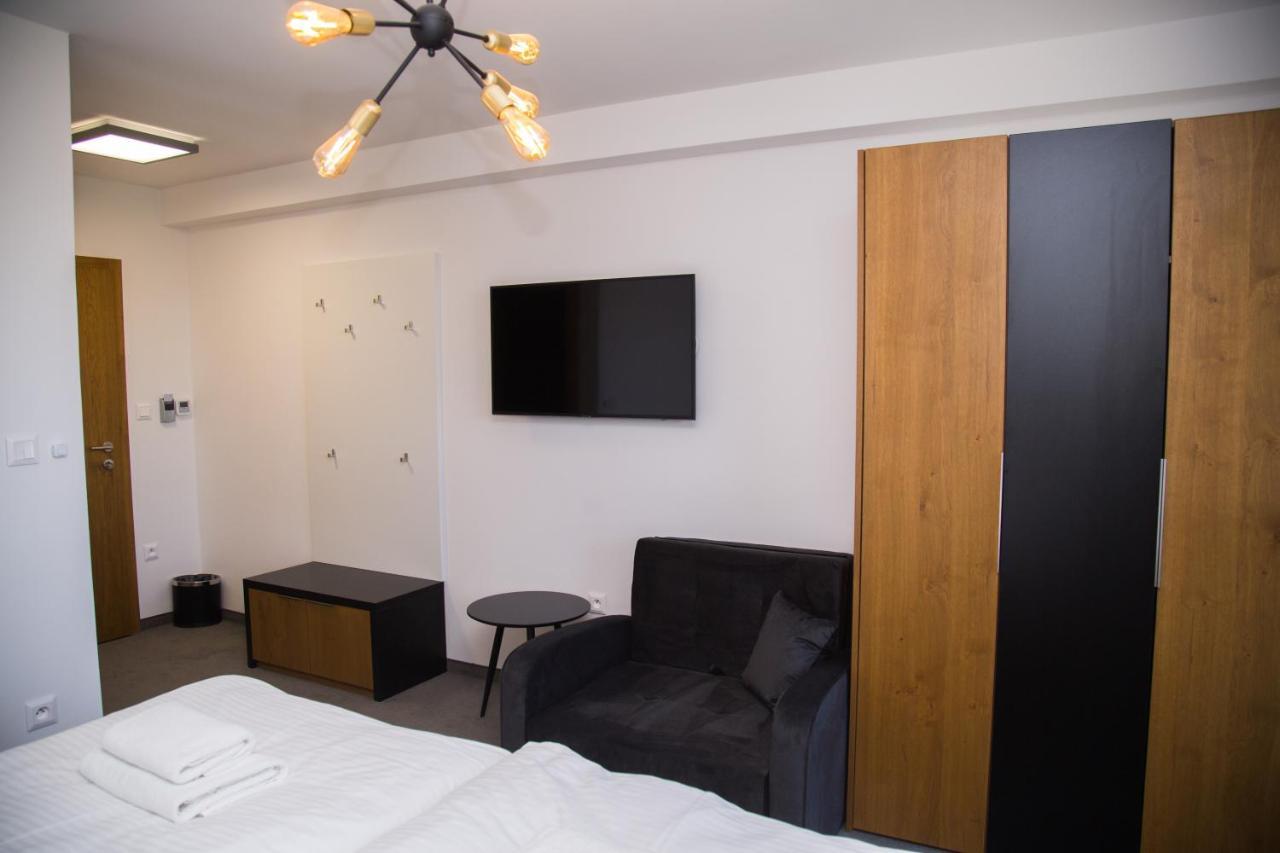 Snowland Apartmany Valca Exterior photo